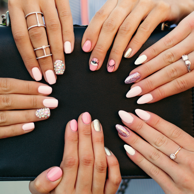 About Our Komouflage - Best Nail Salon Acrylic Nail Mumbai